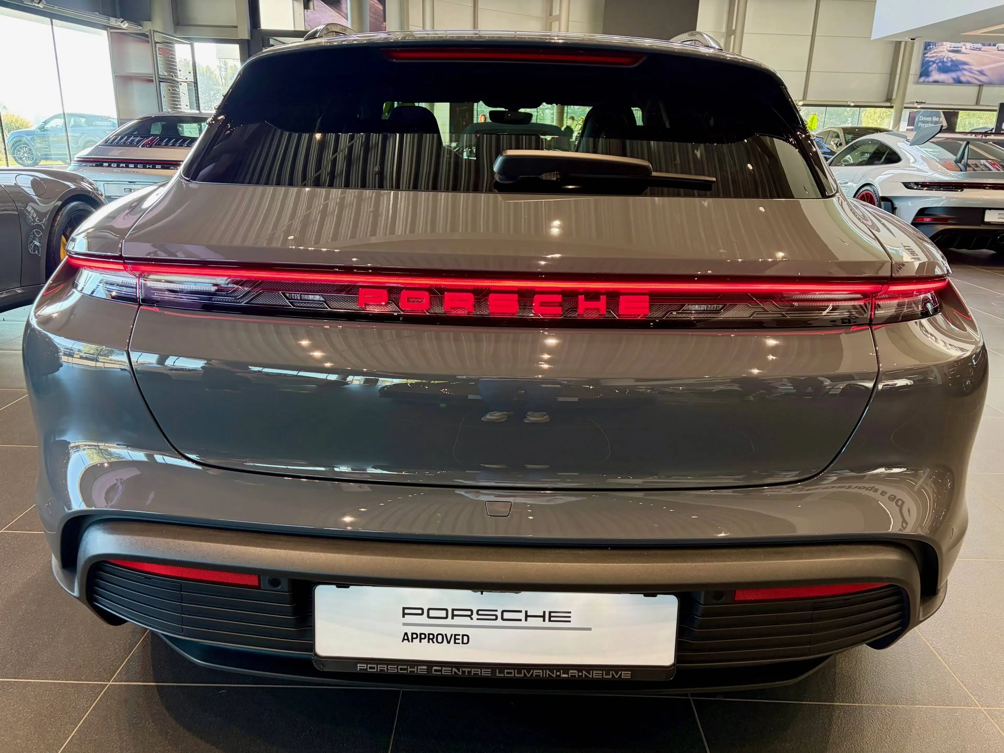 Porsche Taycan Taycan Sport Turismo RWD 435cv — photo 6