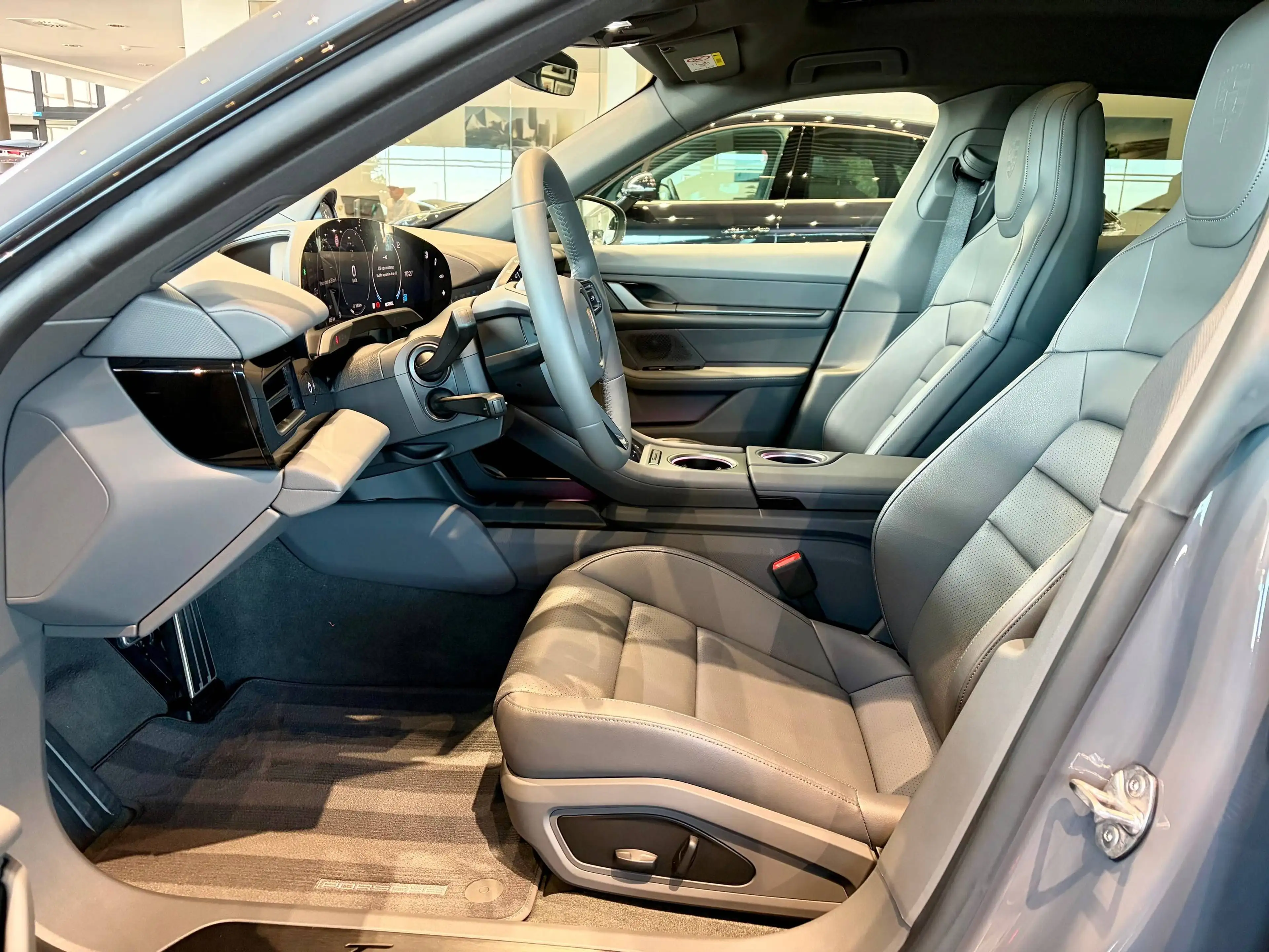 Porsche Taycan Taycan Sport Turismo RWD 435cv — photo 11