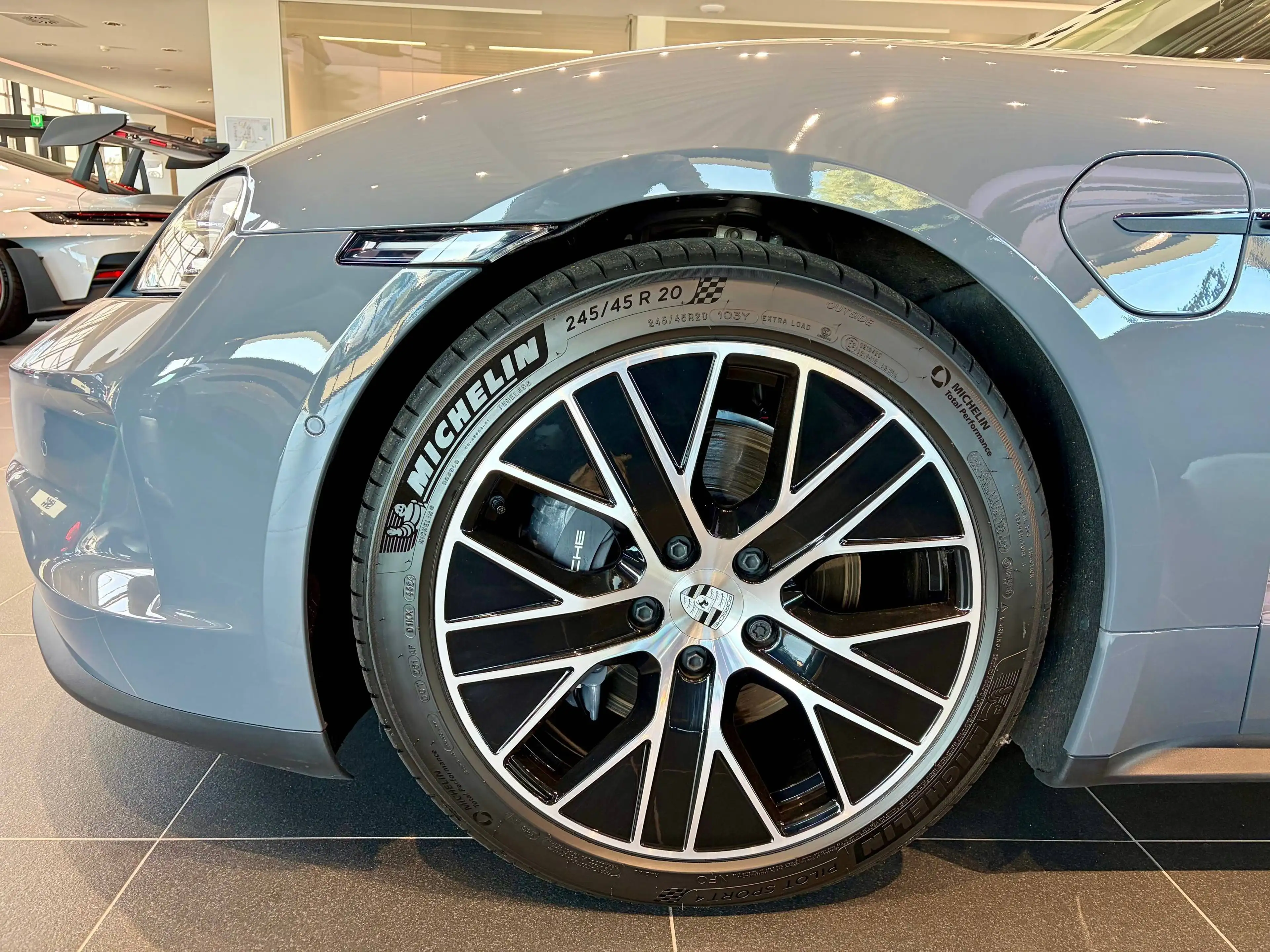 Porsche Taycan Taycan Sport Turismo RWD 435cv — photo 2