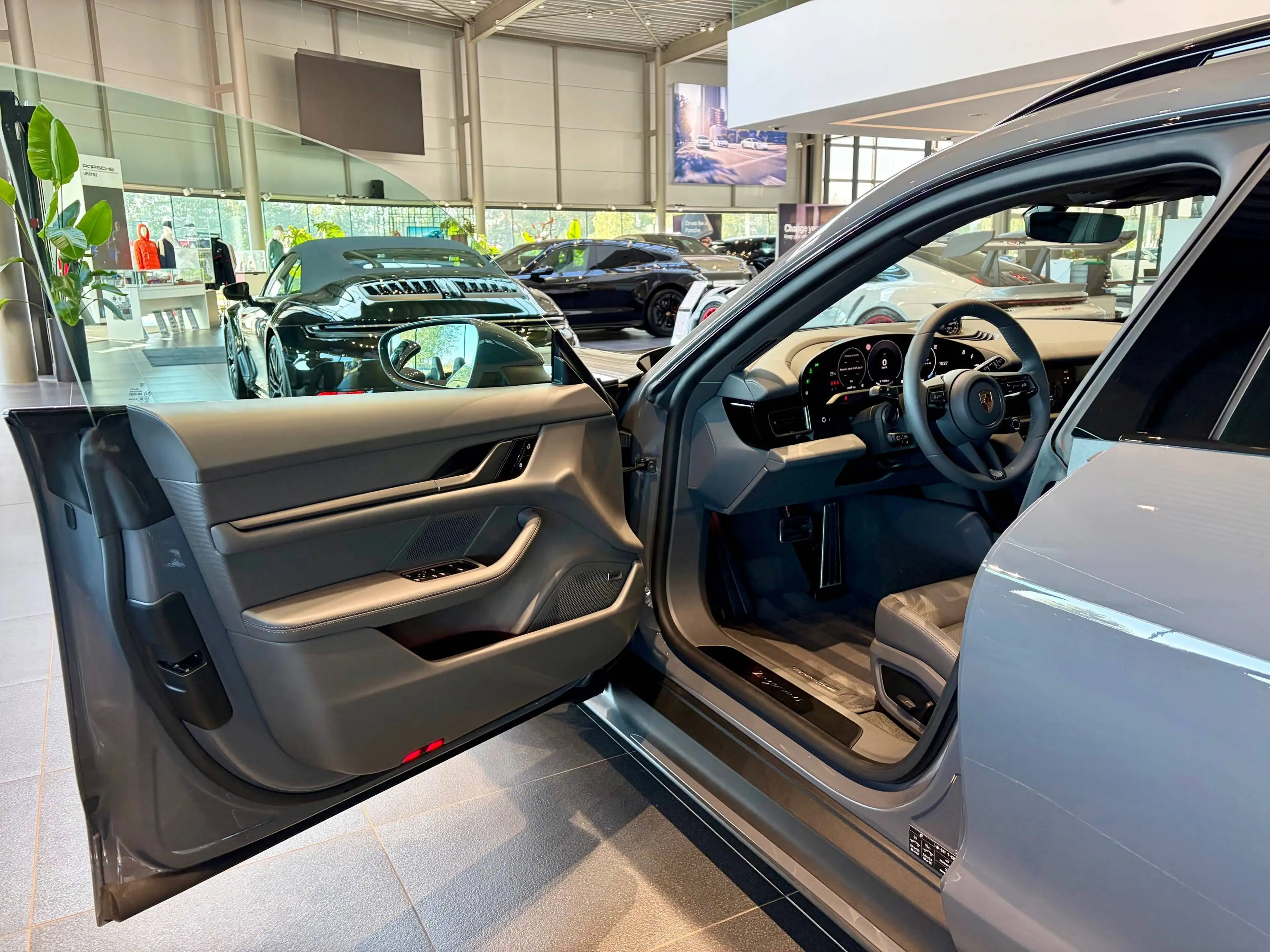 Porsche Taycan Taycan Sport Turismo RWD 435cv — photo 10