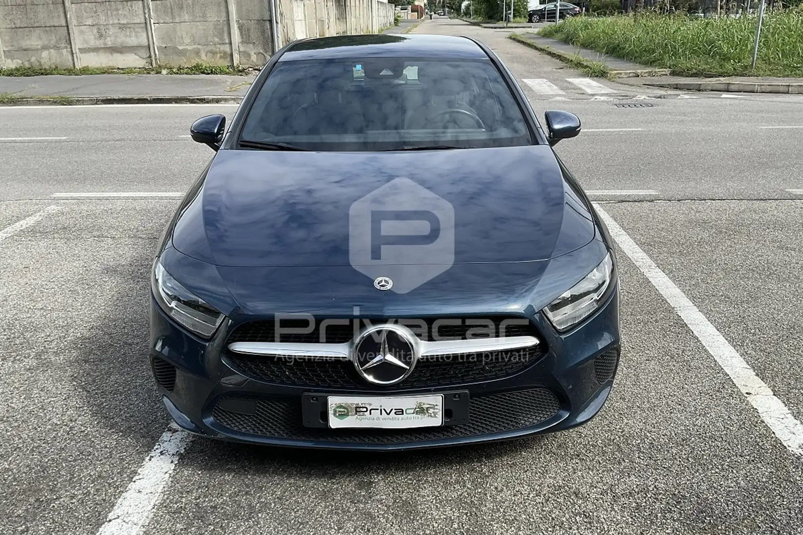Mercedes-Benz A 180 A 180 d Automatic Business Bleu - 2