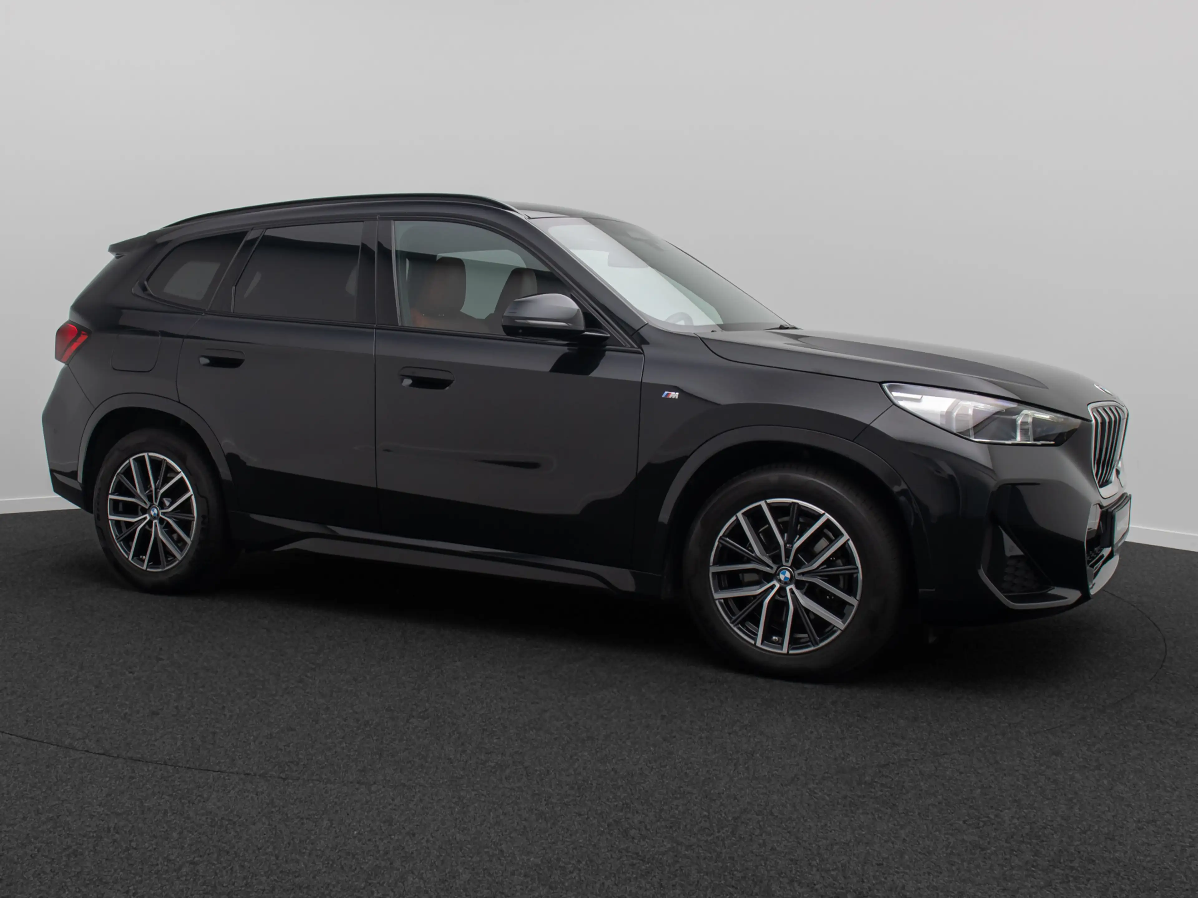 BMW X1 M Sport AHK 360°ACC HUD DAB Komfort 18 — photo 4