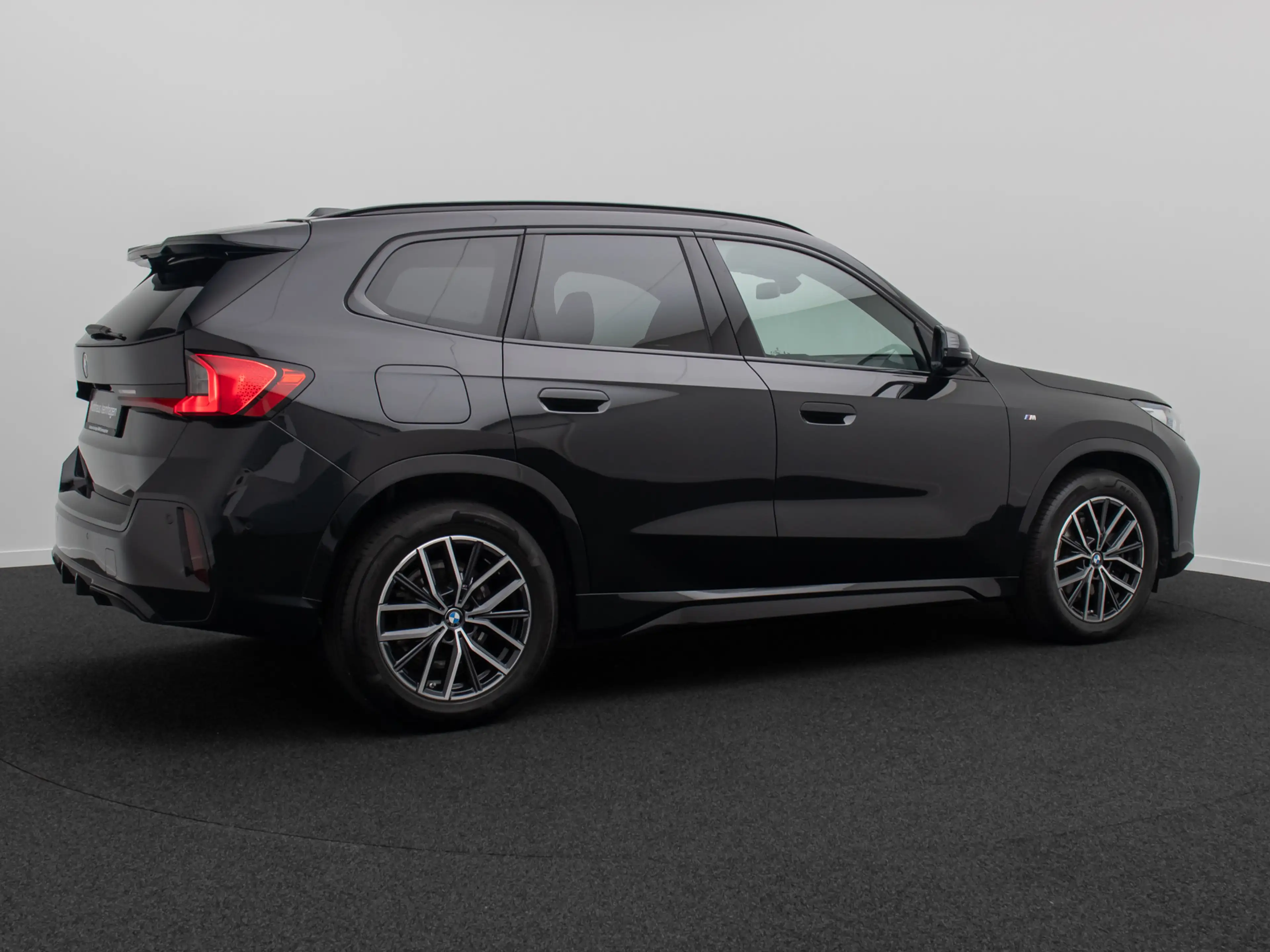 BMW X1 M Sport AHK 360°ACC HUD DAB Komfort 18 — photo 6