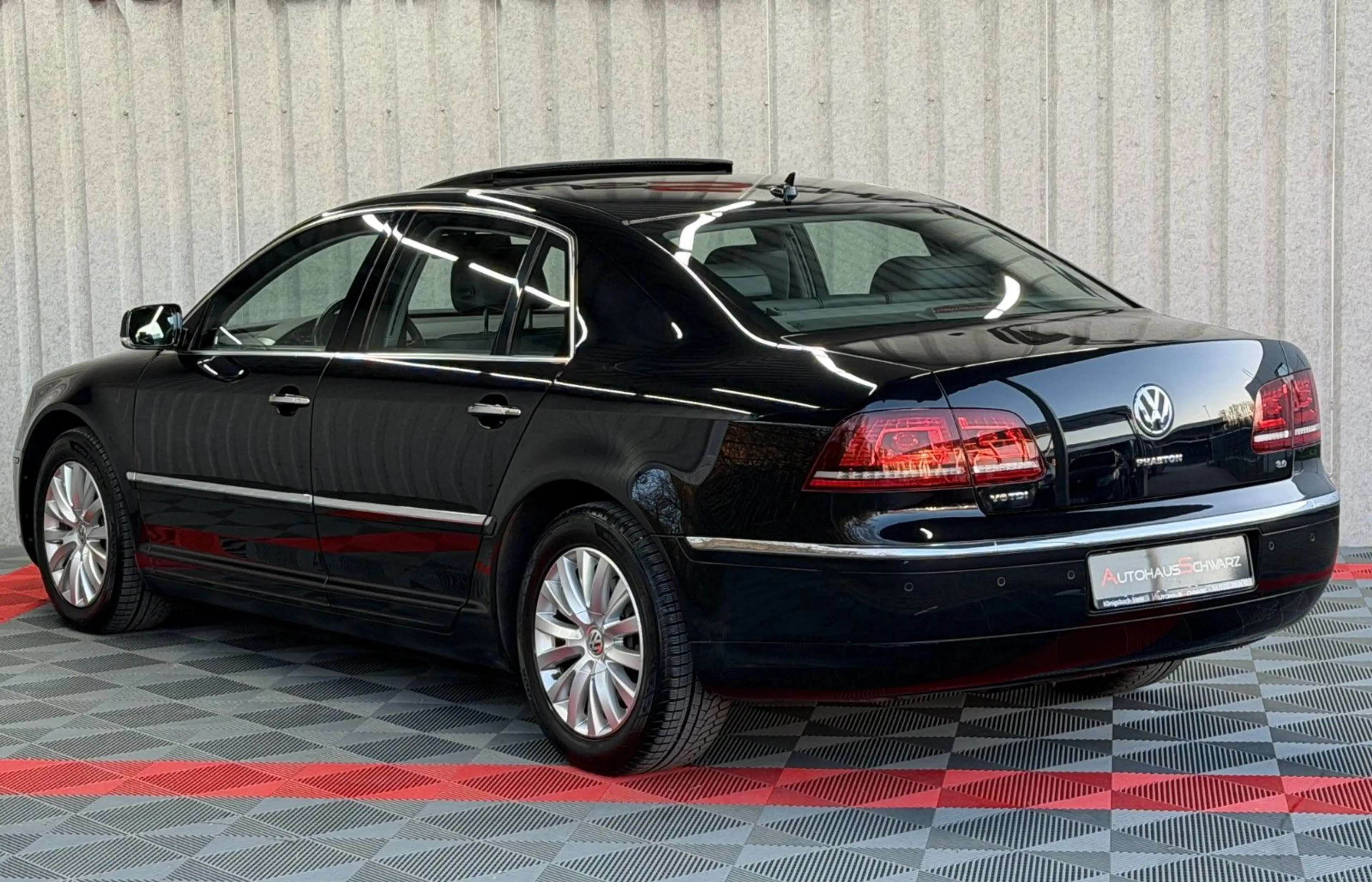 Volkswagen Phaeton V6 TDI 5-Sitzer 4Motion Dynaudio S-Dach Led Luft — photo 5