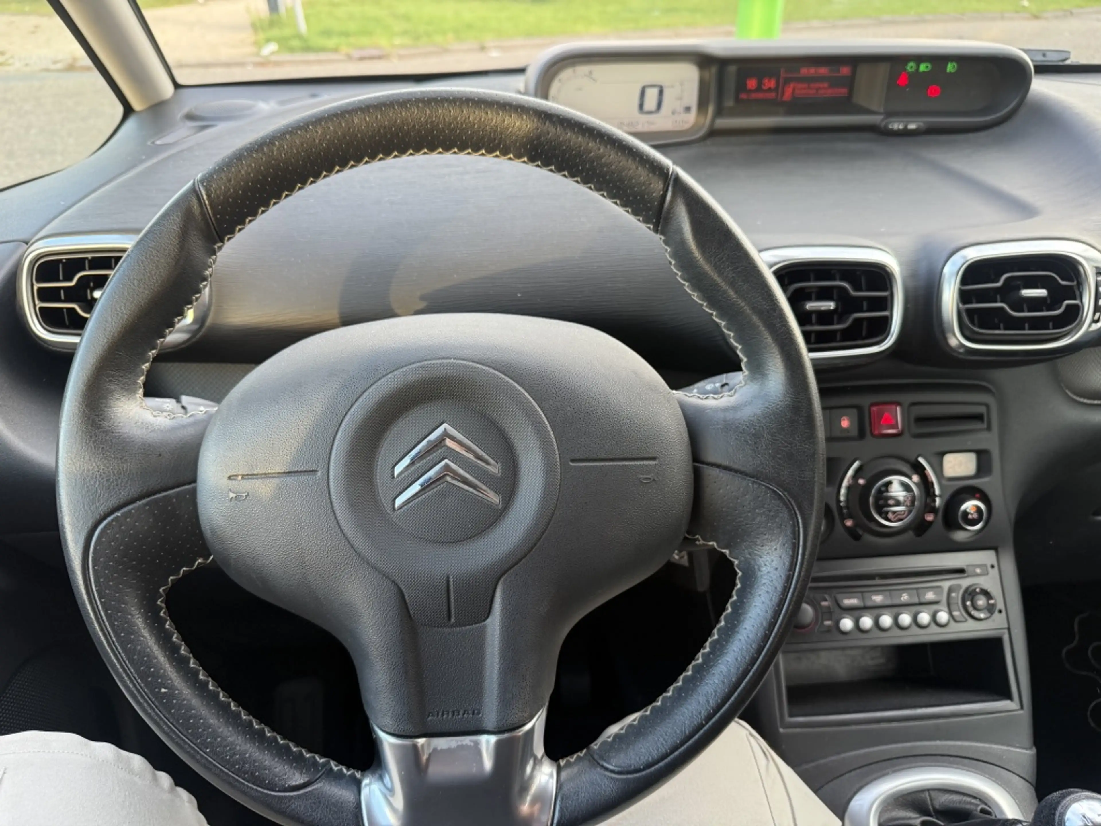 Citroen C3 Picasso 1.4 VTi Tendance | airco | 1e eig | 48217km | — photo 10