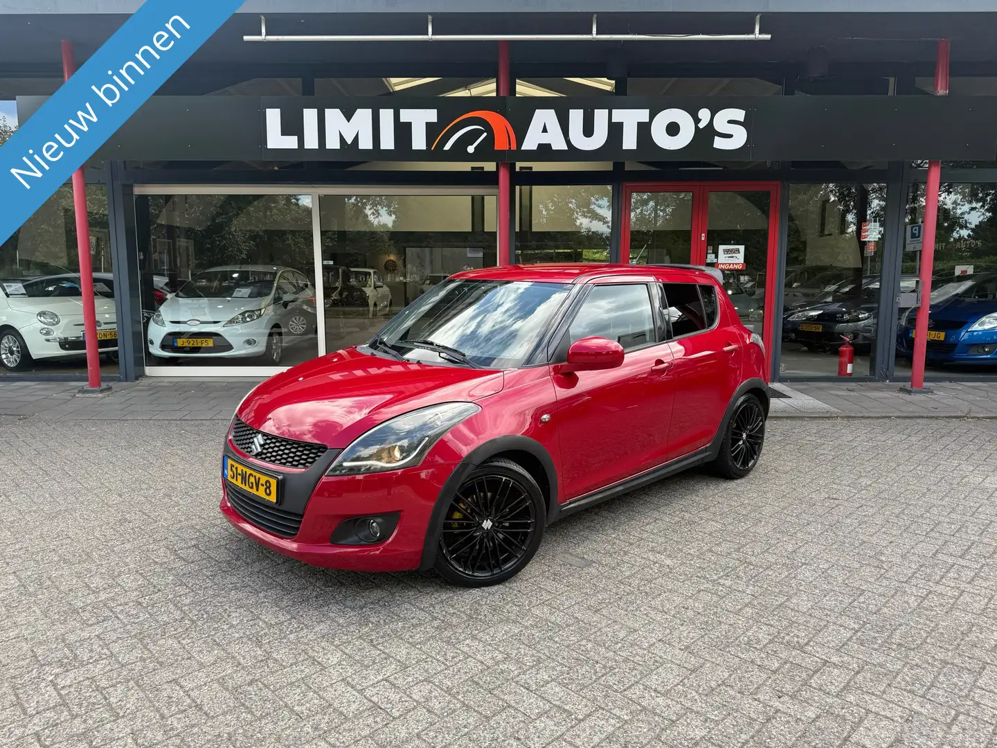 Suzuki Swift 1.2 Bandit EASSS/Keyless/Climate/Cruise/Stoel.verw Rosso - 1