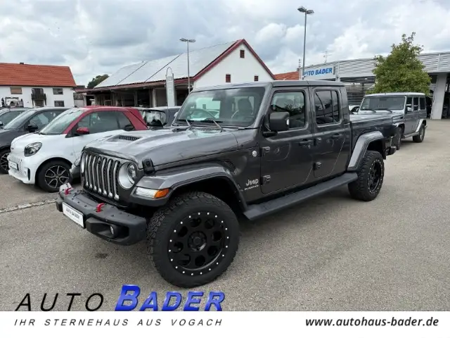 Jeep Gladiator 3.0 CRD Overland 4WD DualTop Kamera