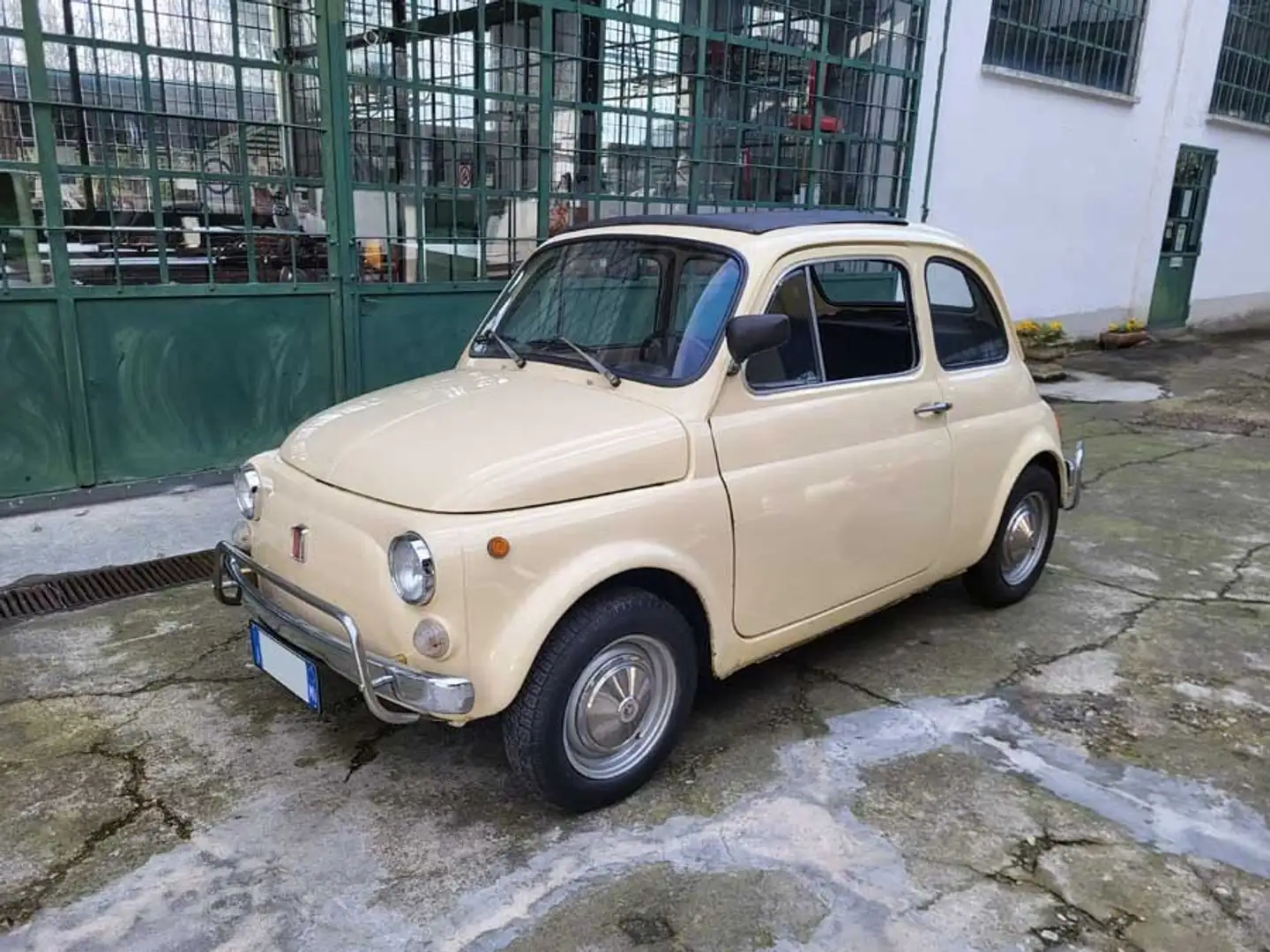 Fiat 500 L "Lusso" Beige - 1