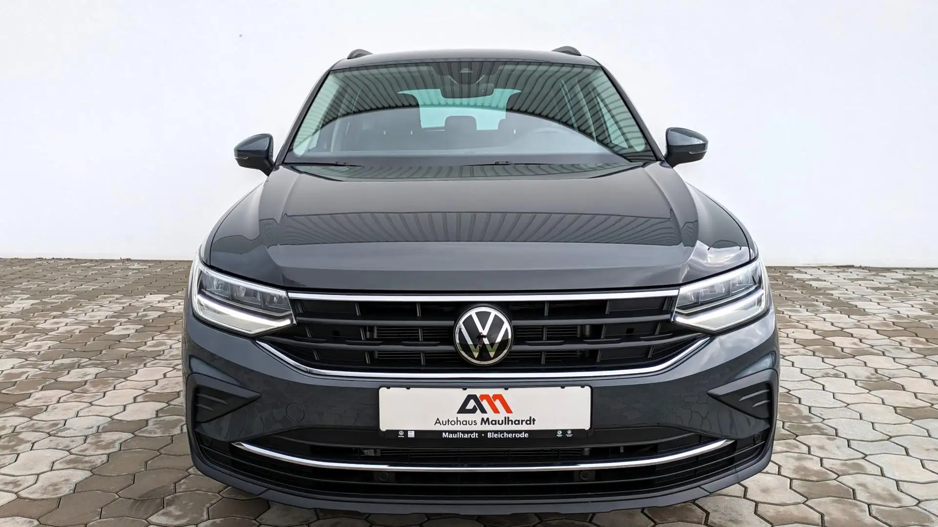 Volkswagen Tiguan Life 1.5 TSI,DSG,Navi,LED,ACC,Climatronic Grau - 2