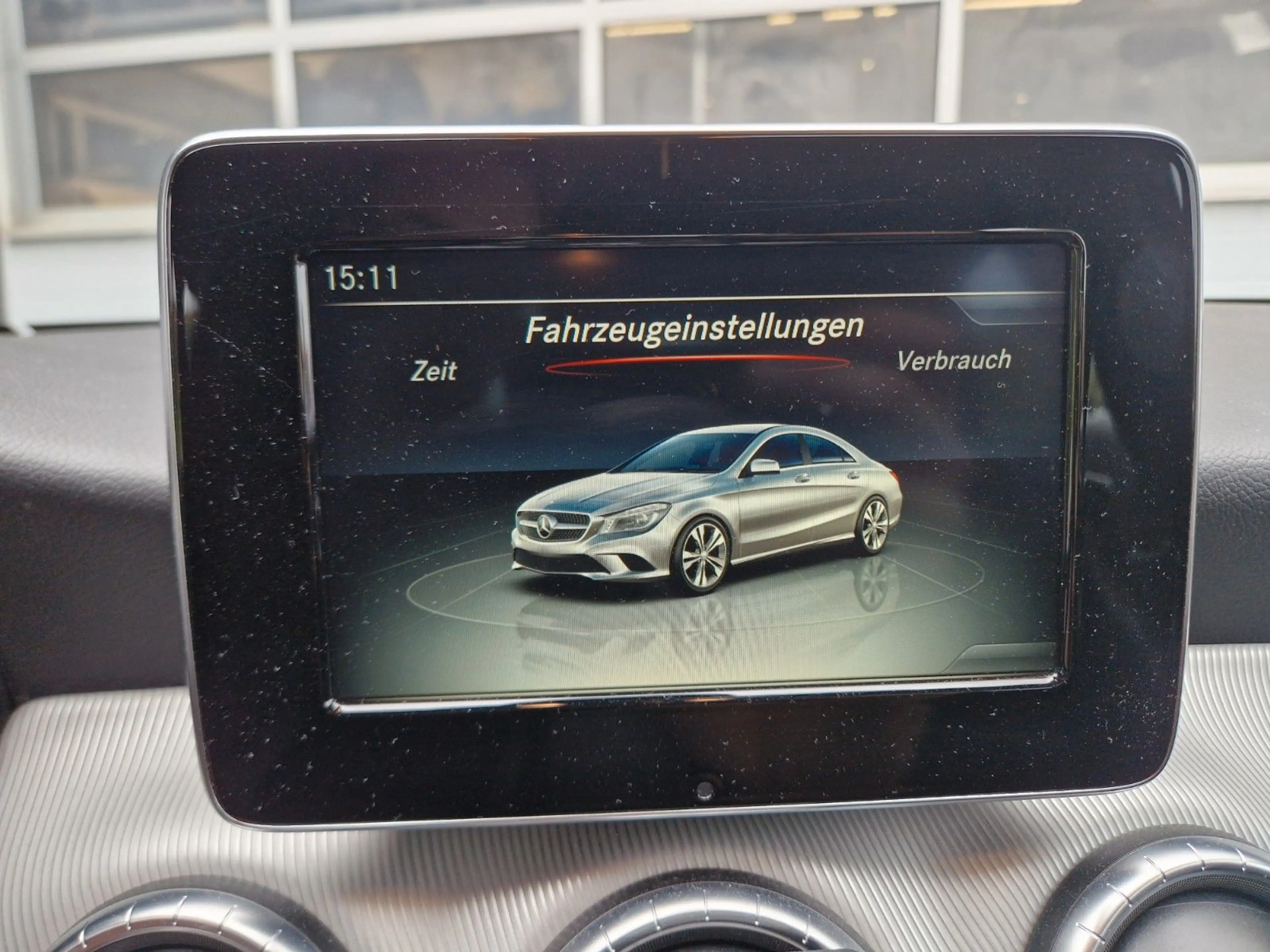 Mercedes-Benz CLA 180 Urban|ILS|Kamera|Ambiente|Klima|Attentio — photo 15