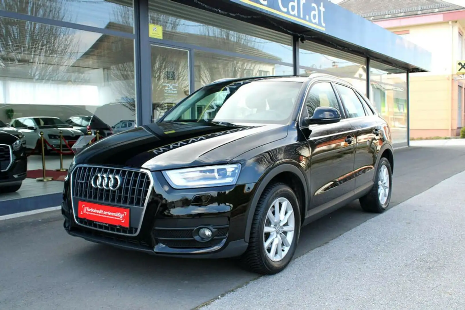 Audi Q3 2.0 TDI QUATTRO, 1 JAHR GARANTIE, SEHR GEPFLEGT Schwarz - 2