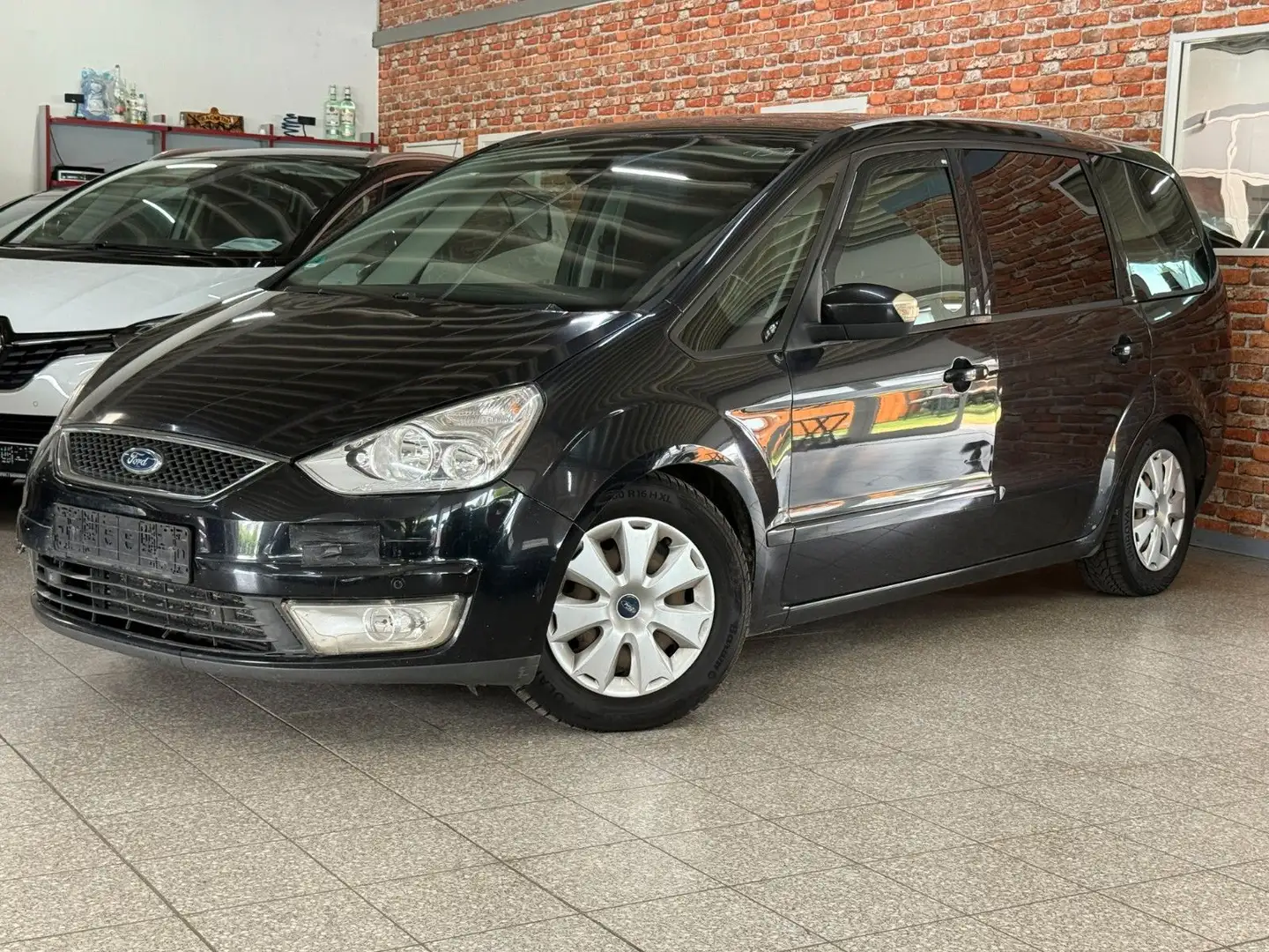 Ford Galaxy -2.0TDCI-103KW-7 Sitzer-AHK-SHZ Negro - 1