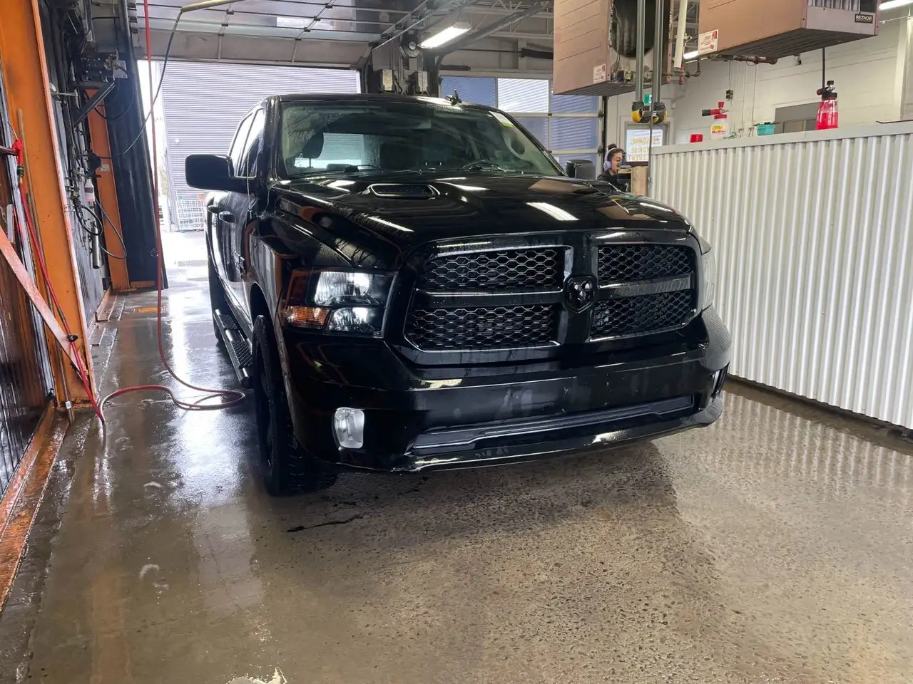 RAM 1500 снимка RAM 1500