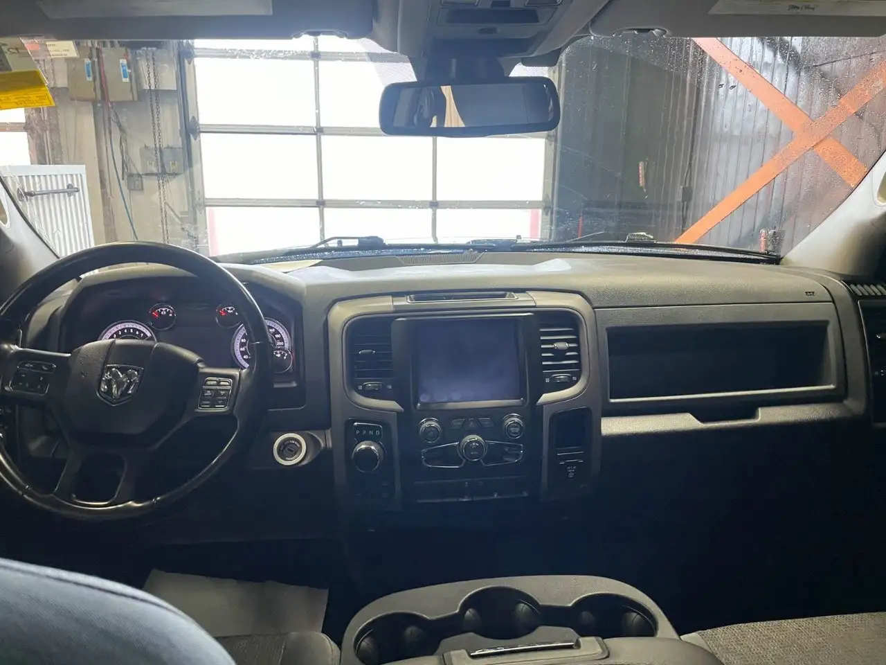 RAM 1500 снимка RAM 1500