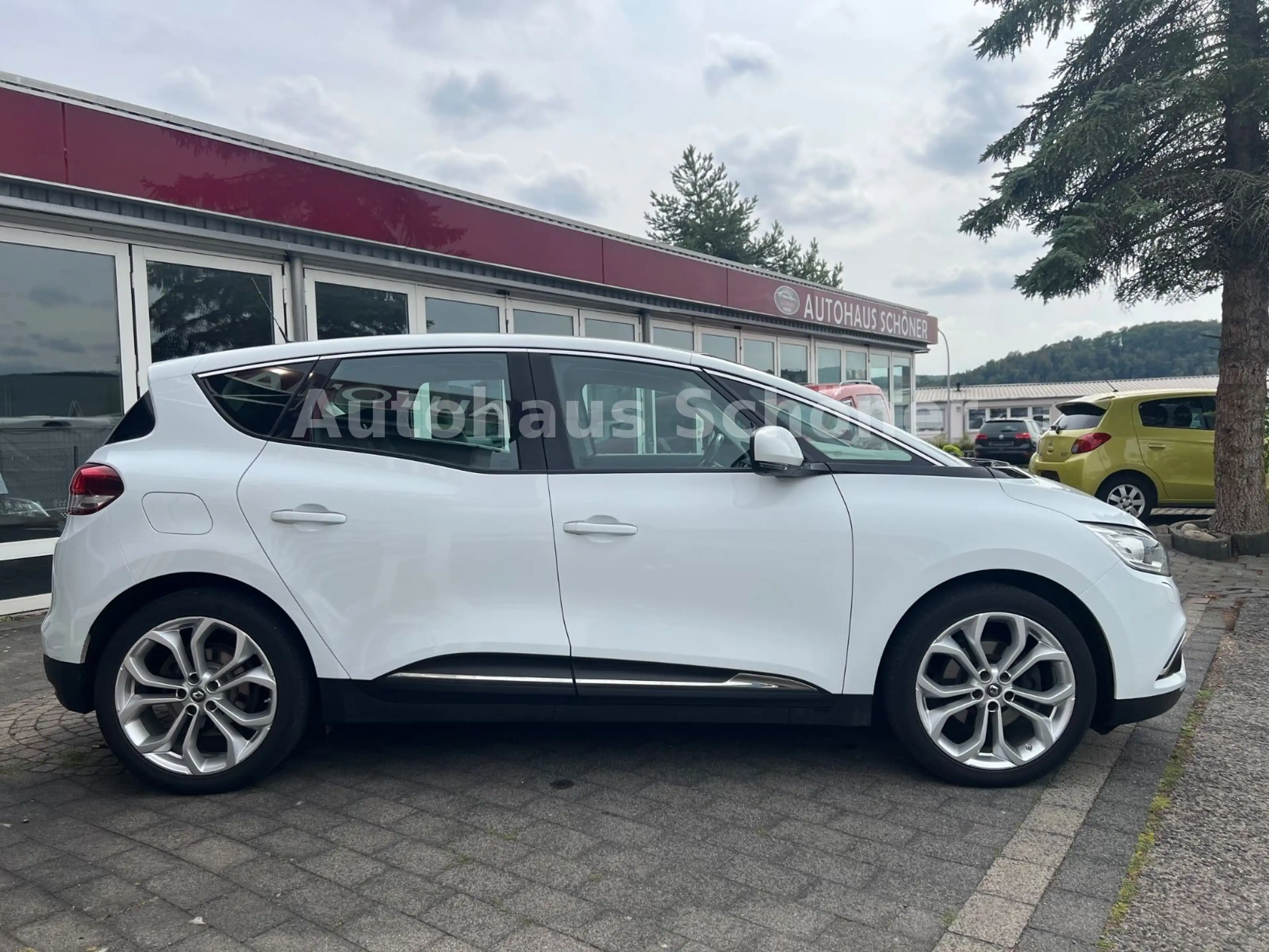 Renault Scenic IV Experience**NAVI*LED*KEY-LESS-GO** — photo 5