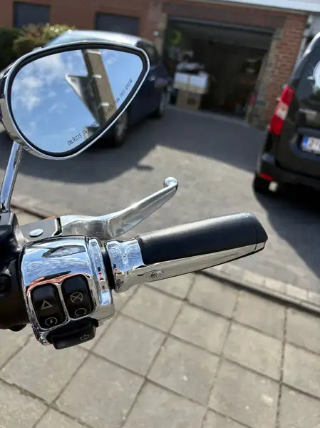 Harley-Davidson Breakout - foto 8