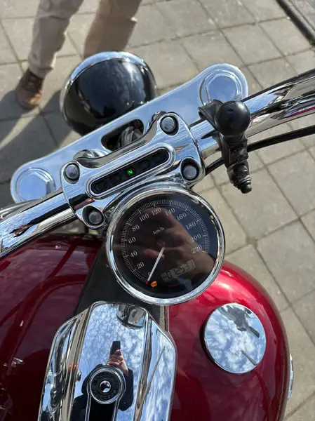 Harley-Davidson Breakout - foto 7