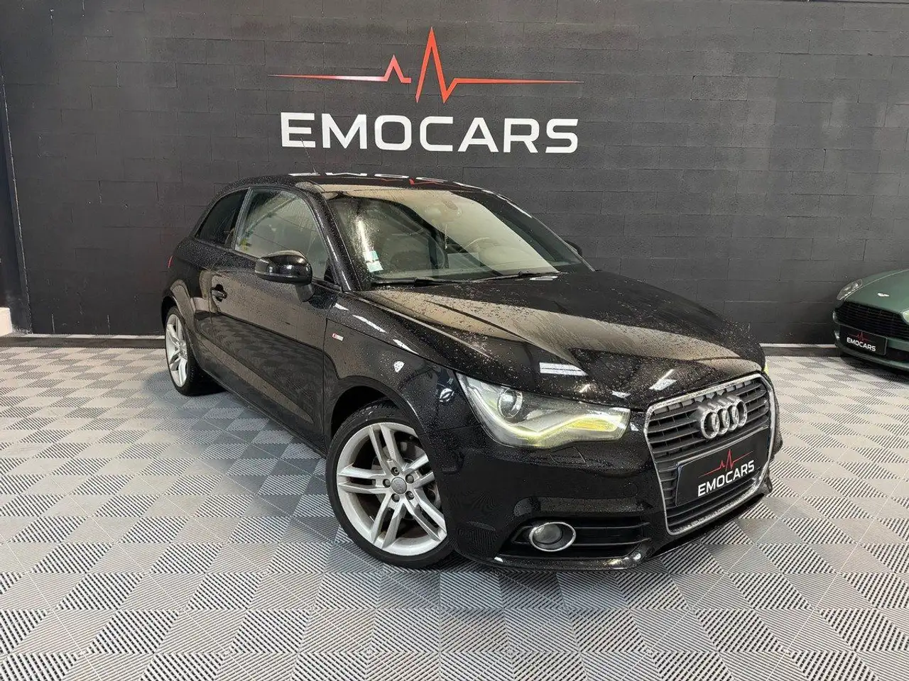 Audi A1 1.6 TDI 105 S LINE