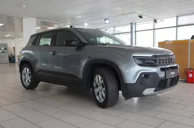 Jeep Avenger view 5