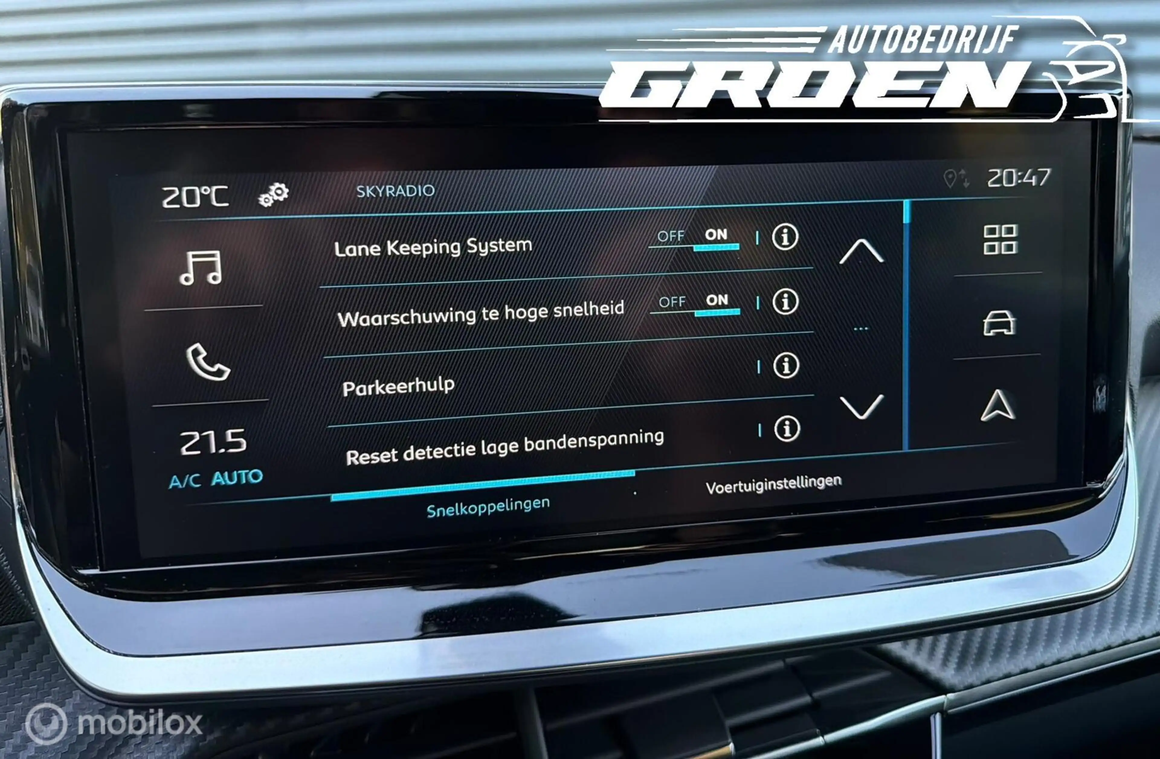 Peugeot e-2008 EV Active Pack 50 kWh AppleCarplay|SOH 99.8% — photo 23