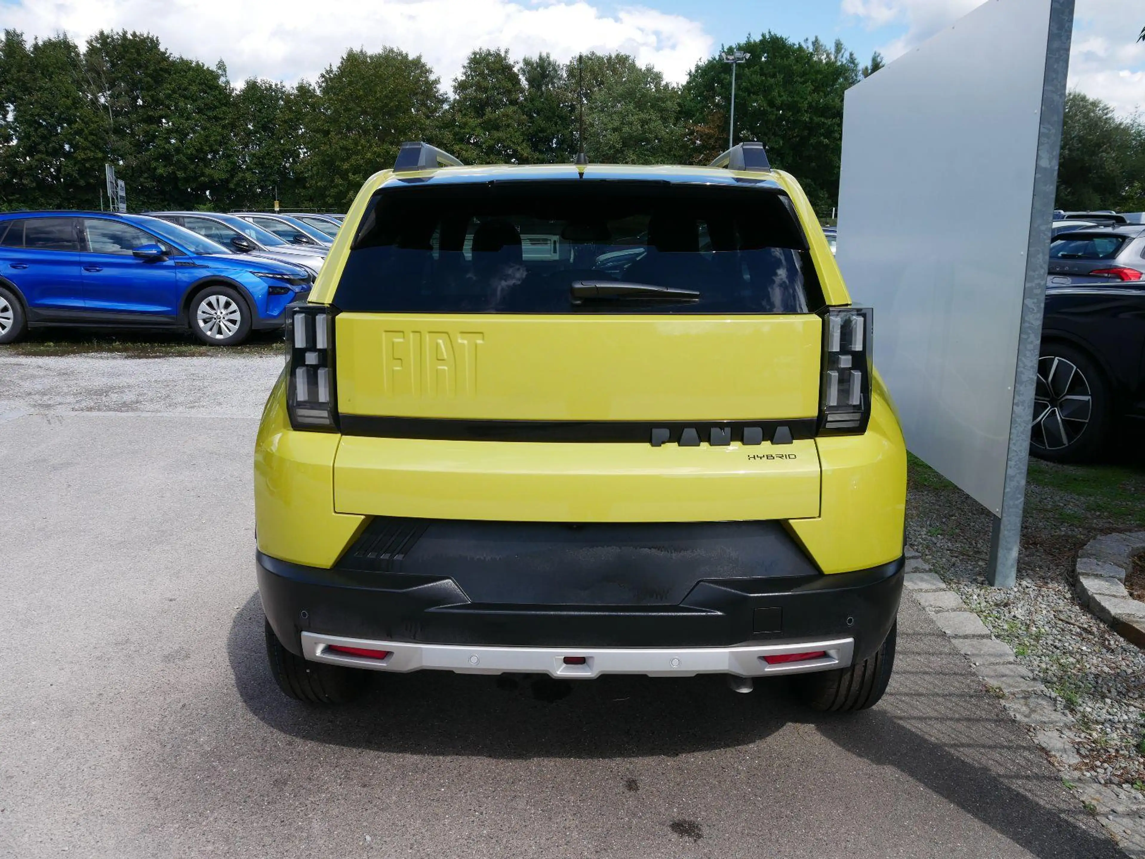 Fiat Grande Panda HYBRID 1.2*NAVI*PDC*KAMERA*LED*SHZ*TEMPOMAT*KLIMA* — photo 3