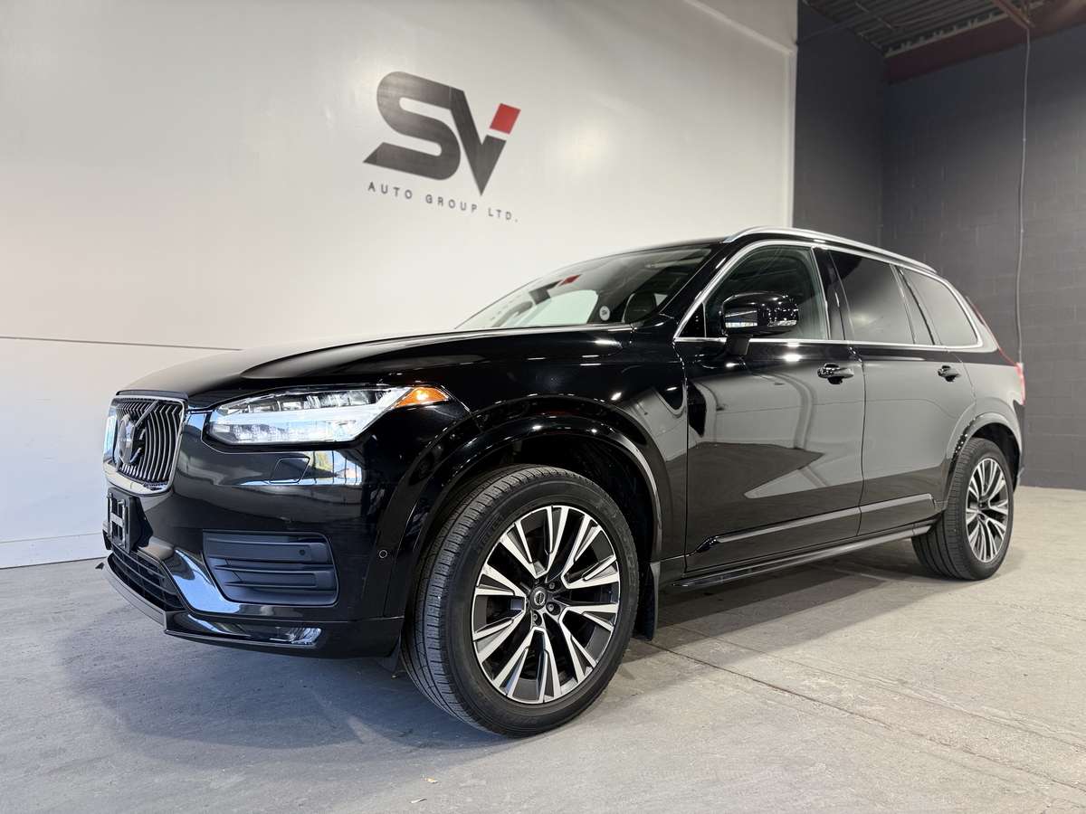 2021 Volvo XC90 T6 Momentum thumb 9