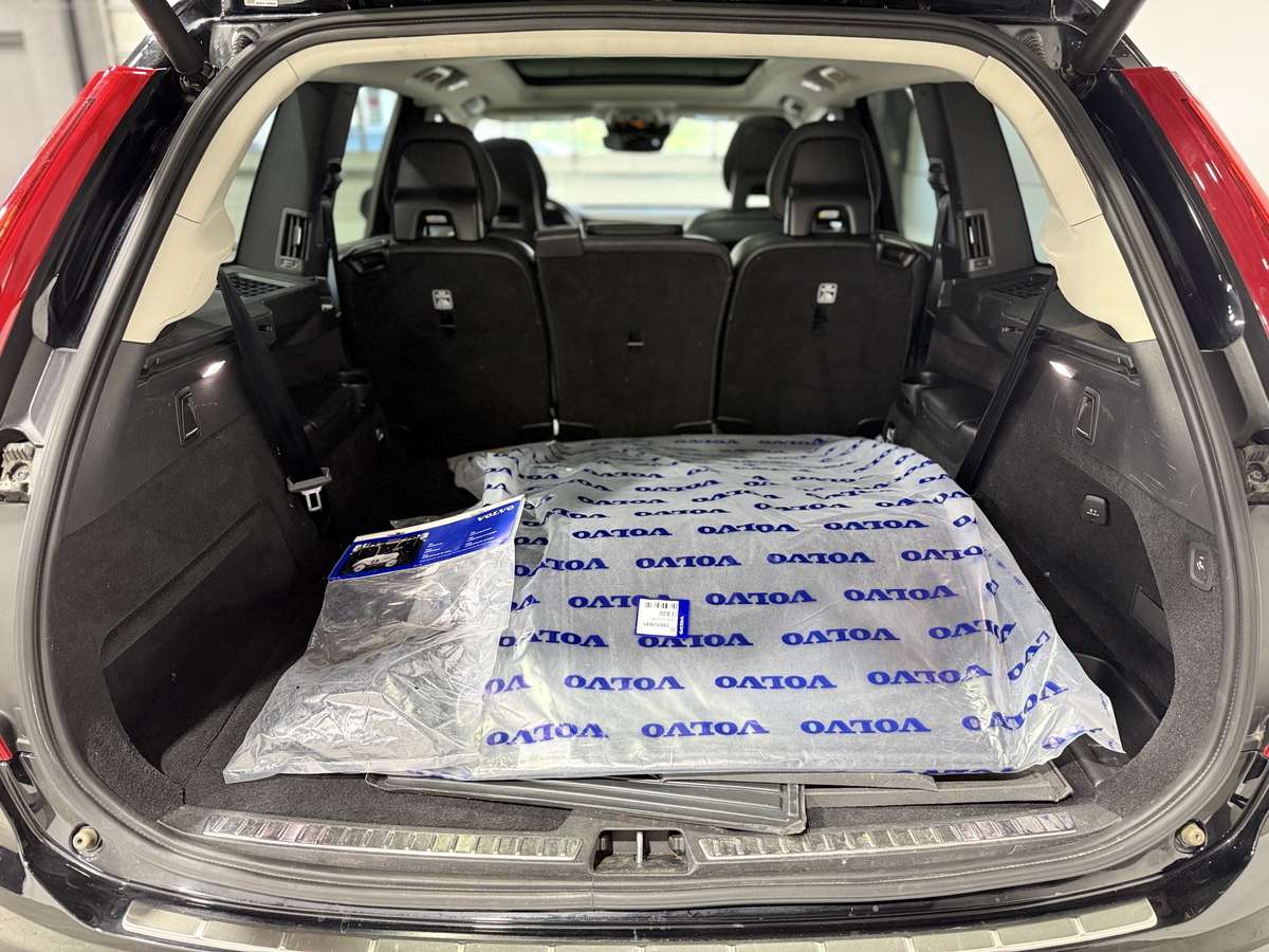 2021 Volvo XC90 T6 Momentum thumb 57