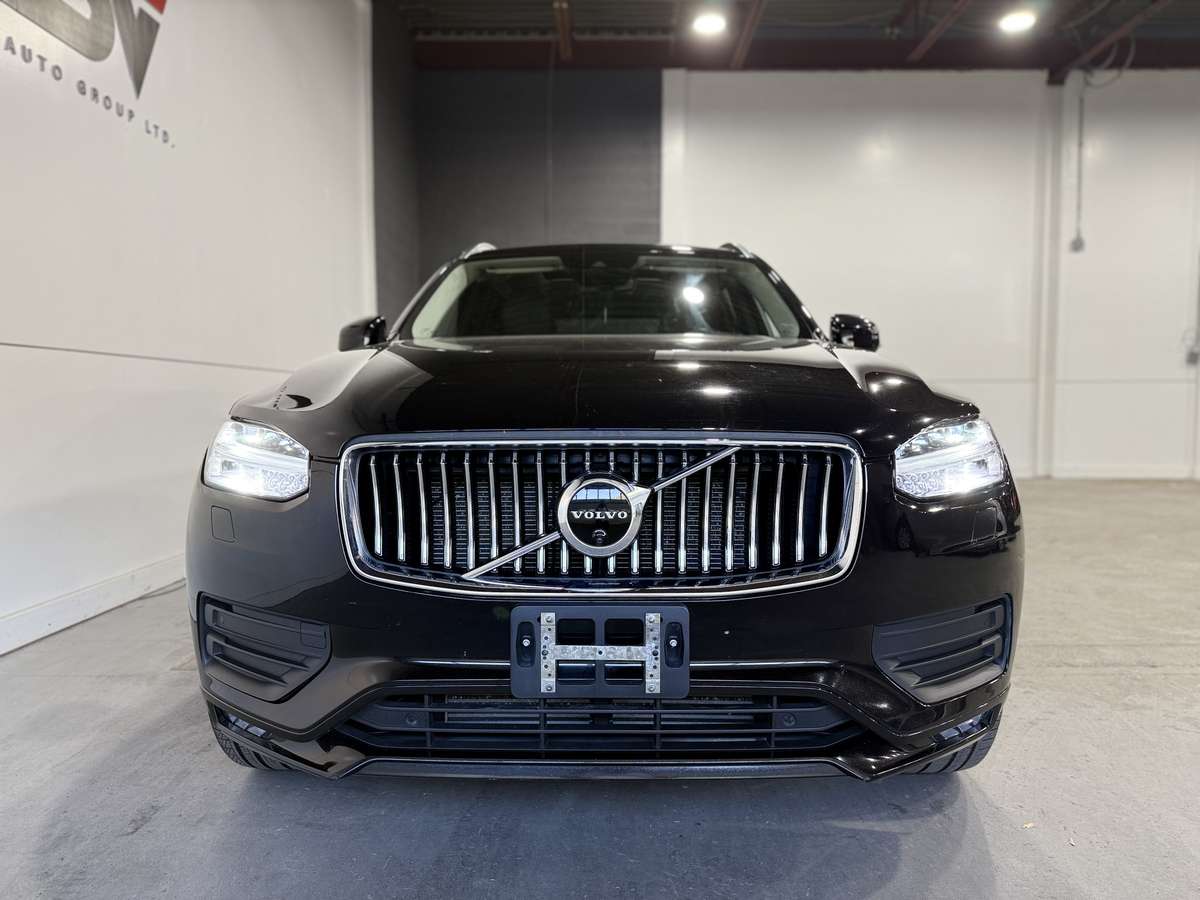 2021 Volvo XC90 T6 Momentum thumb 18