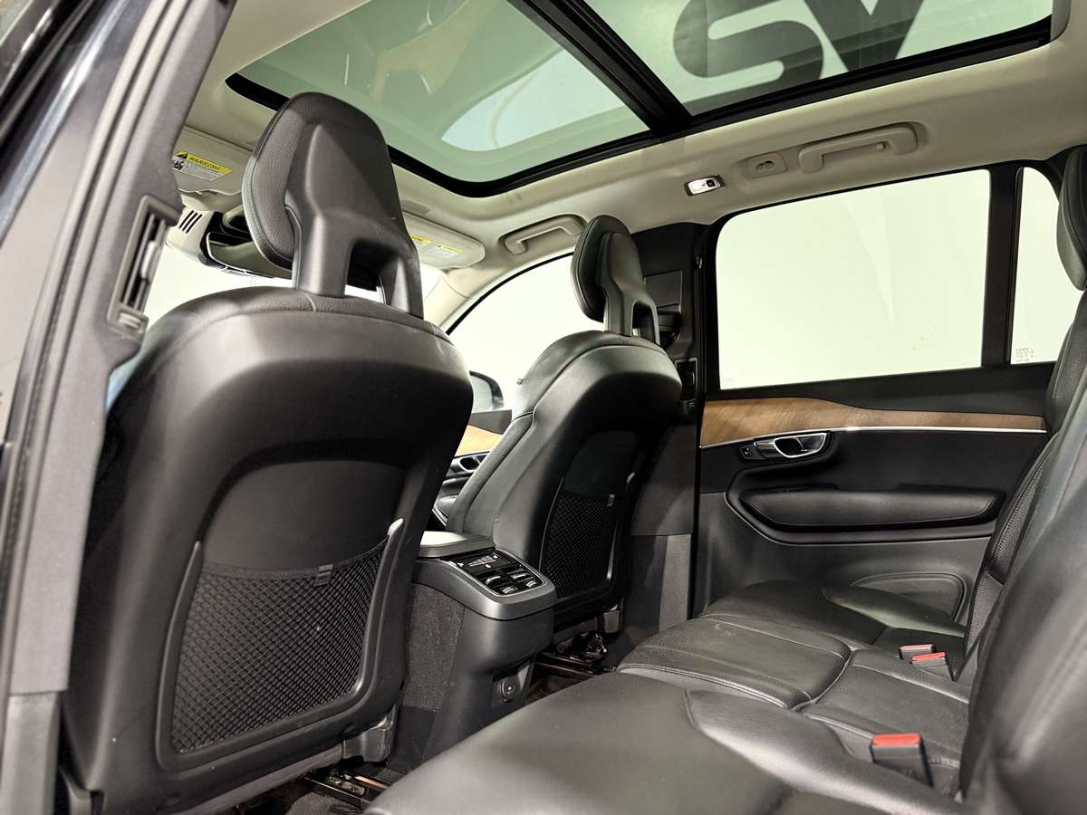 2021 Volvo XC90 T6 Momentum thumb 49