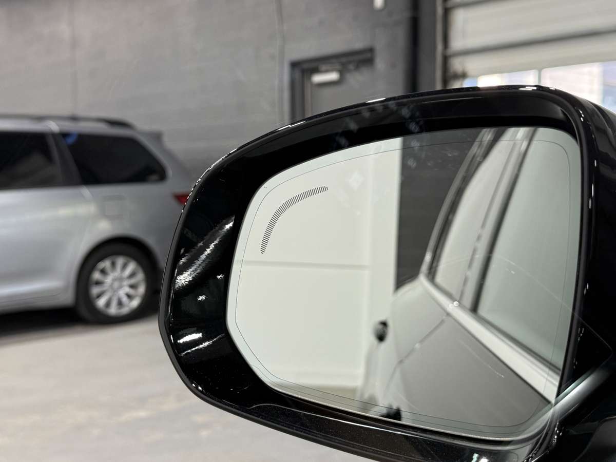 2021 Volvo XC90 T6 Momentum thumb 47