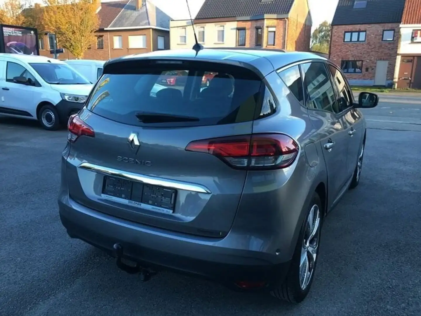 Renault Scenic Energy dCi INTENS EDC Gris - 2