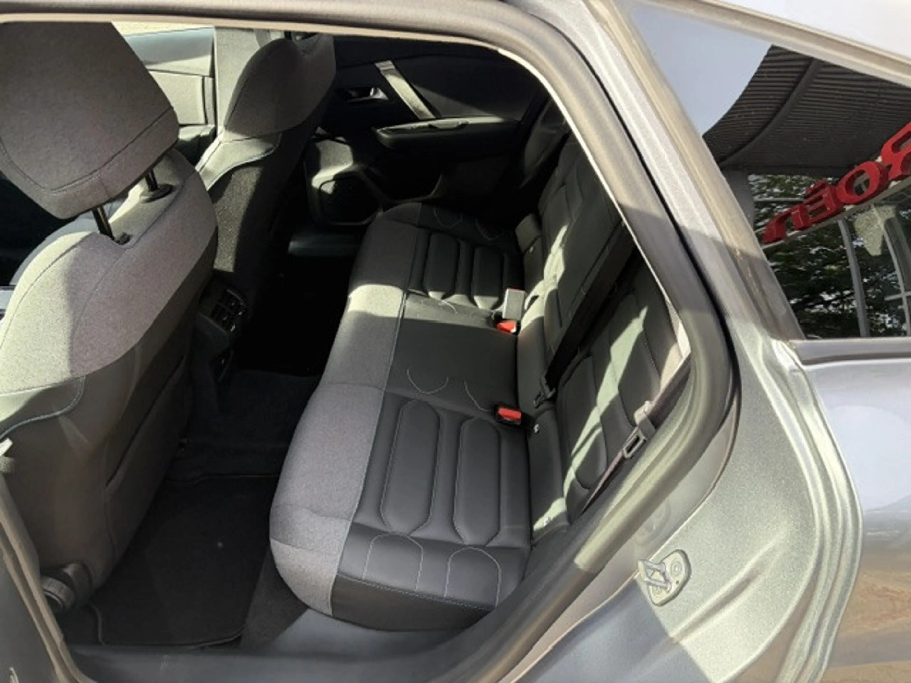 Citroen C4 PT130 Max--Automatik--NAVI--KAMERA — photo 9