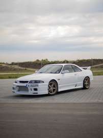 R33 GTST