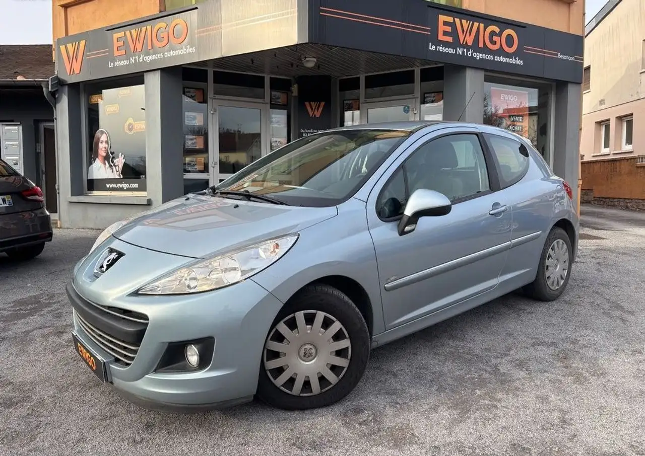 Peugeot 207 99g 90ch premiere main
