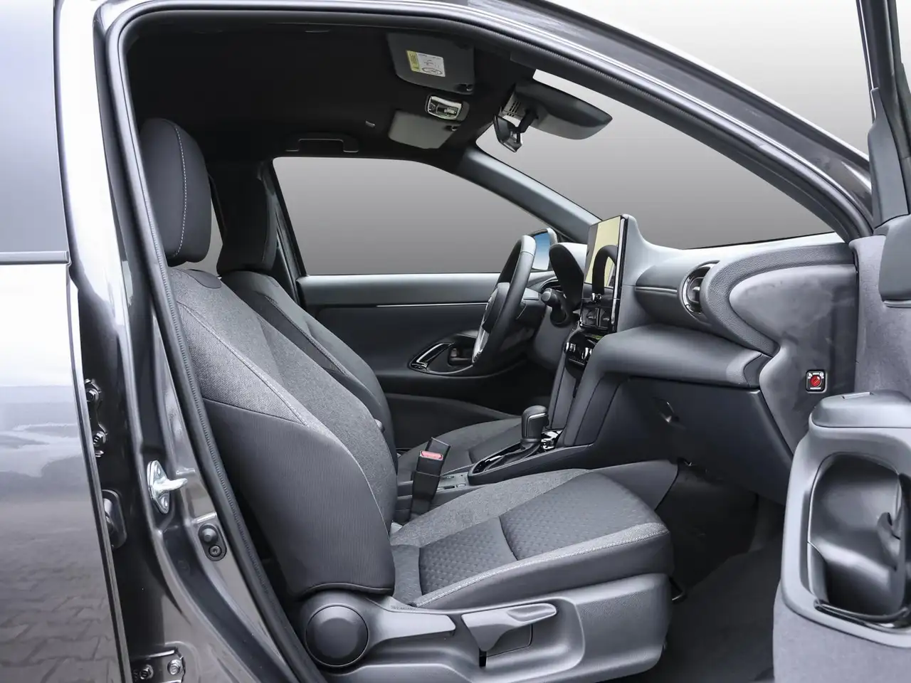 Toyota Yaris Cross Teamplayer Winter & Safety Paket 6
