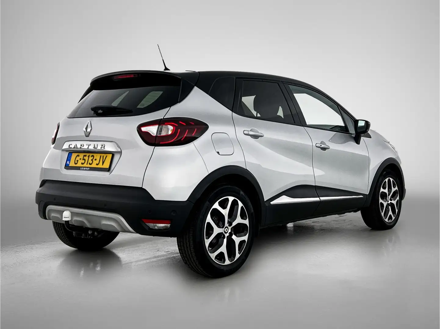 Renault Captur 1.3 TCe Intens / Trekhaak / Bose sound / Camera / Gris - 2