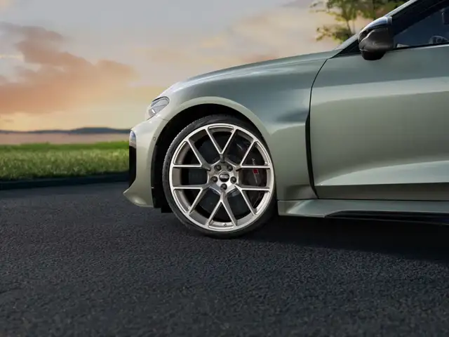 Audi RS5 view 6