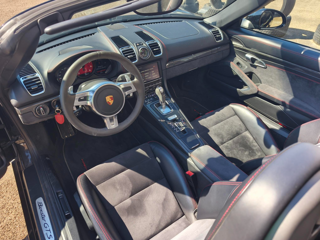 Porsche Boxster type 981 GTS