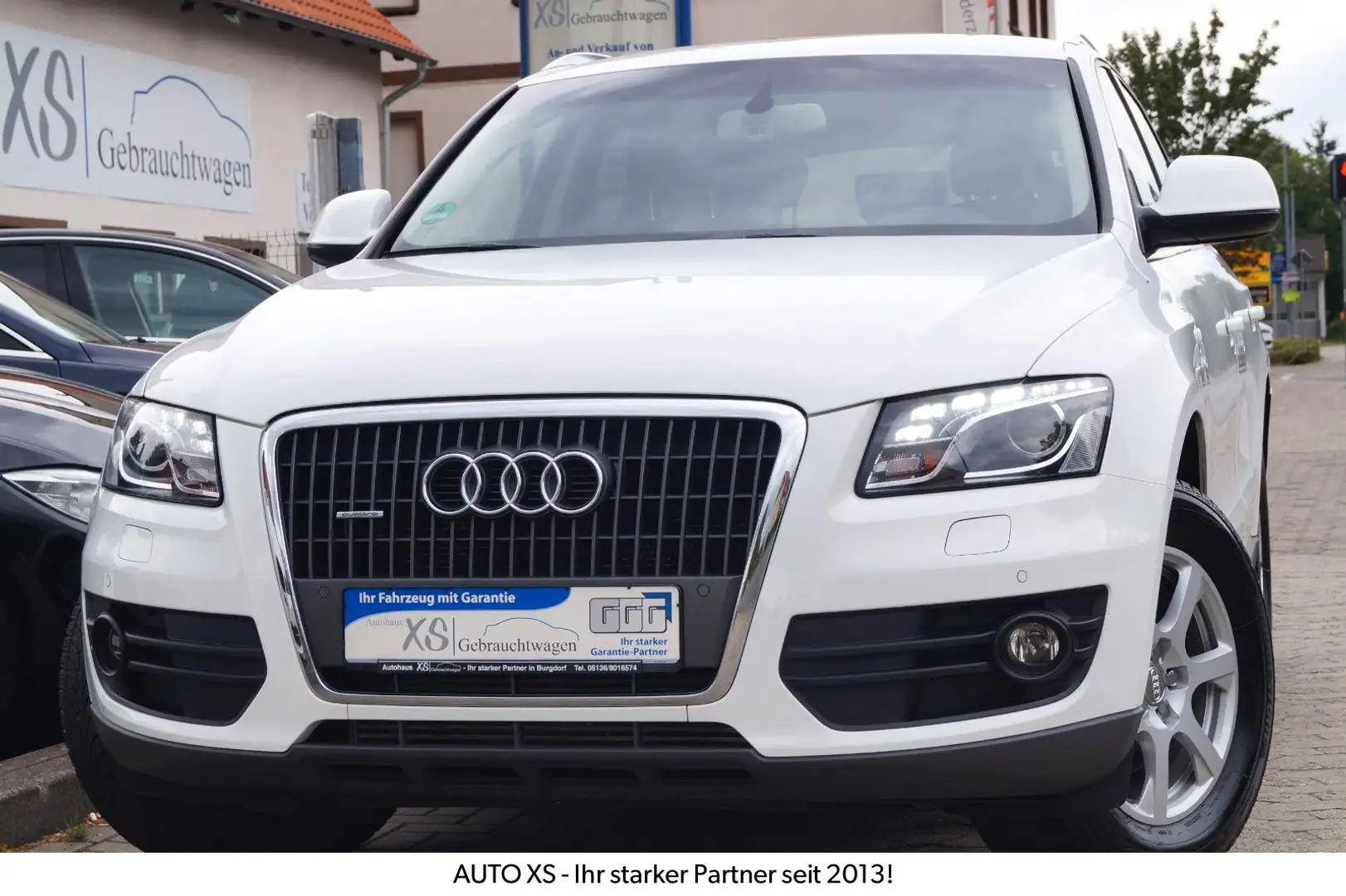Audi Q5 2.0 TDI quattro aus 2.Hand! Scheckheft+Xenon Білий - 1
