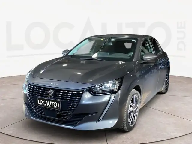 Peugeot 208 main image
