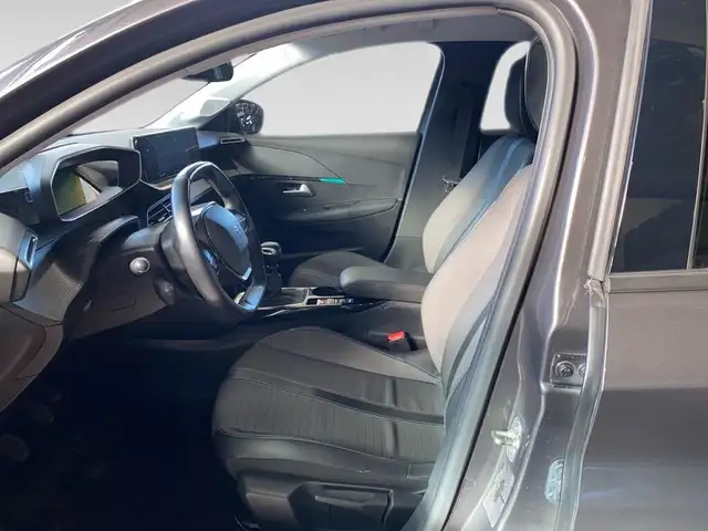 Peugeot 208 view 7