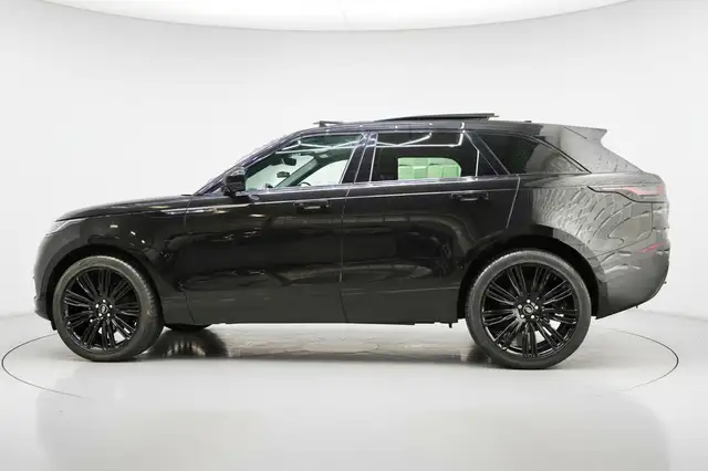 Land Rover Range Rover Velar view 4