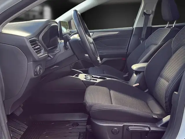 Ford Focus view 15