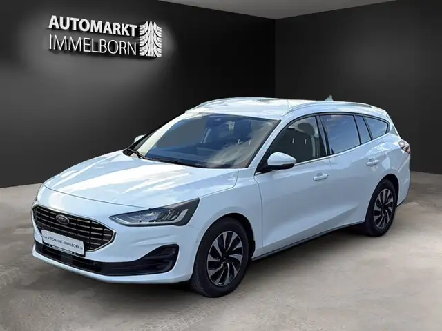 Ford Focus view 4