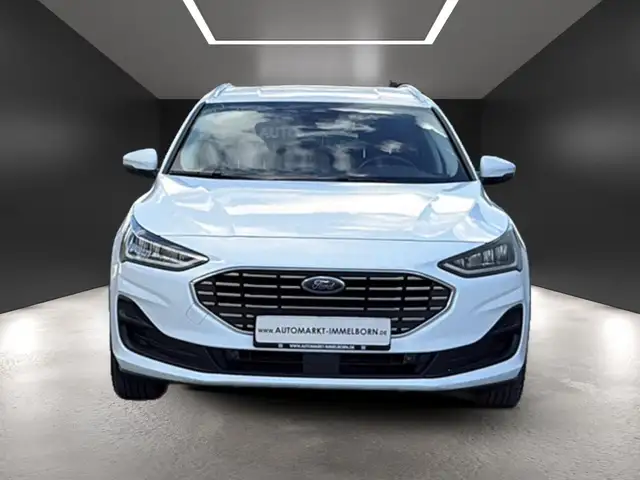Ford Focus view 9