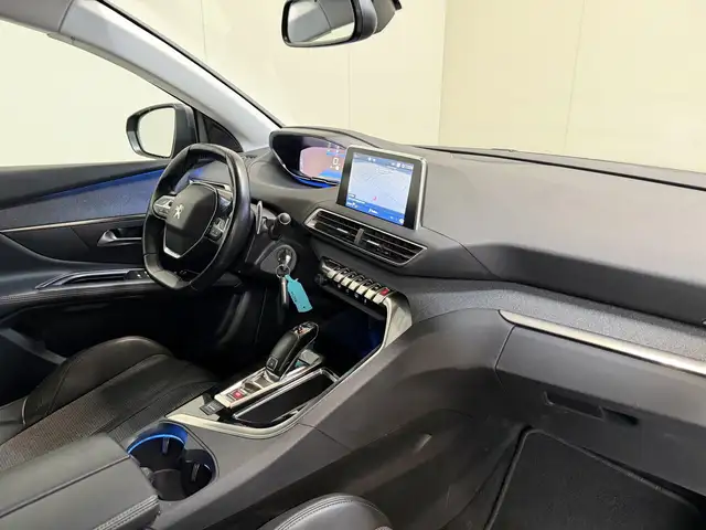 Peugeot 5008 view 14