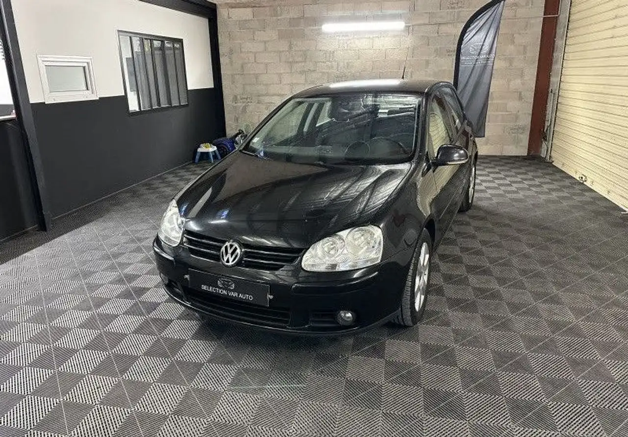 Volkswagen Golf V 2.0 TDI 140CH UNITED 5P PREMIÃRE MAIN