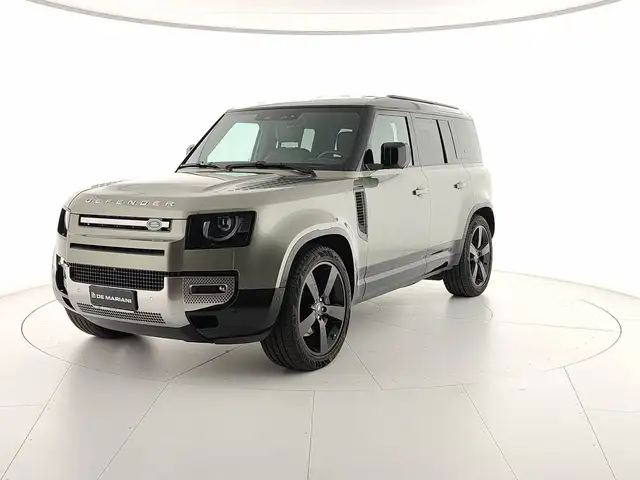 2023 Land Rover Defender in Green for sale