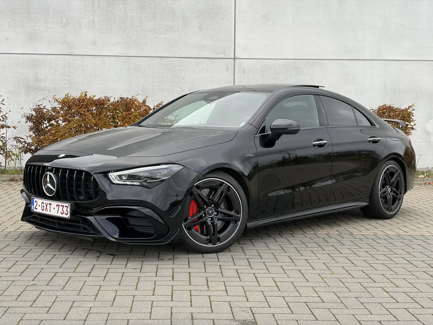 Mercedes-Benz CLA 45 AMG S 4-Matic+ Pack Aéro Toit Pano Burmester - 2