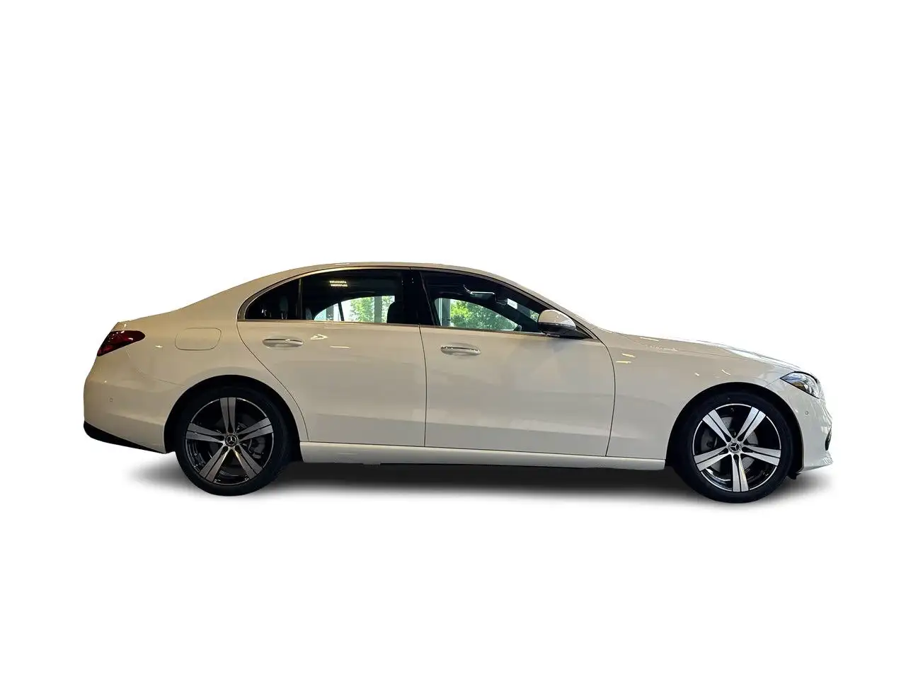 Mercedes-Benz C-Class снимка Mercedes-Benz C-Class